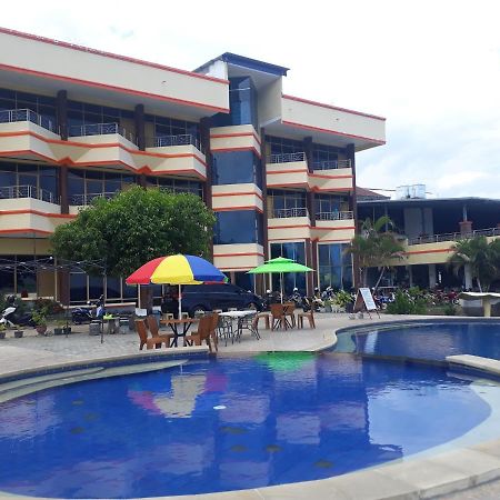 Bukit Kenari Hotel & Restaurant Parepare Eksteriør billede